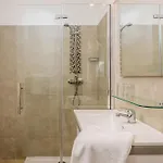 فندق Zentral وينر نويشتاد